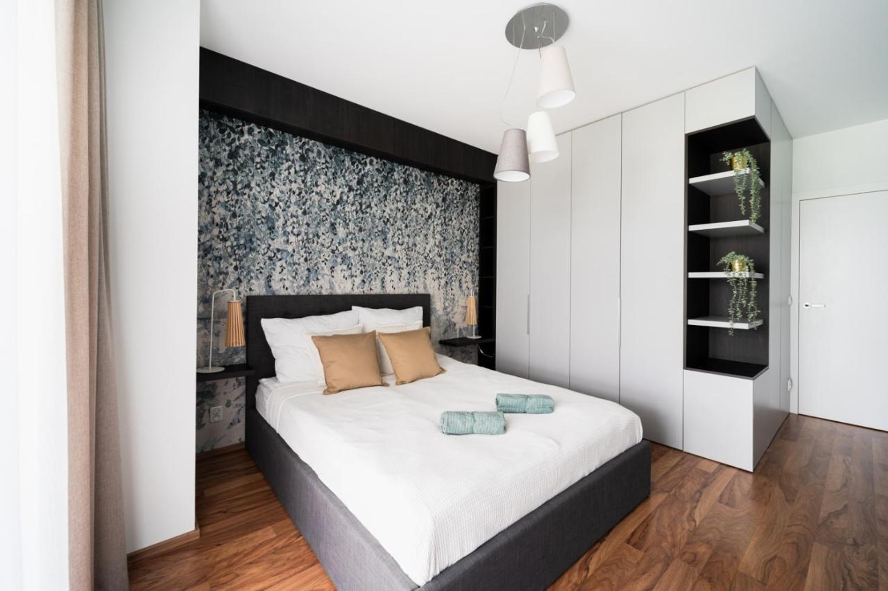Big Apart - Atal Towers - 3 Rooms - Private Parking Place Wrocław Extérieur photo