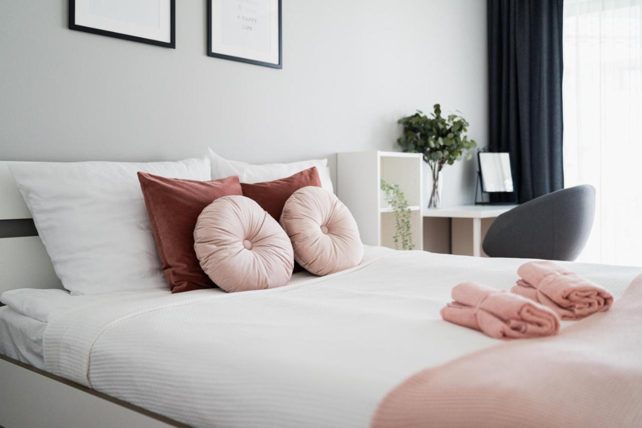 Big Apart - Atal Towers - 3 Rooms - Private Parking Place Wrocław Extérieur photo